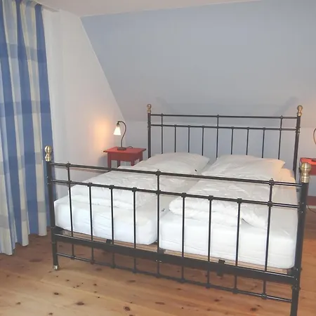 度假居 50128... 卡罗利嫩西尔